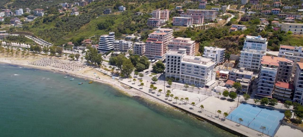 H&M Hotel Avlonya Dış mekan fotoğraf