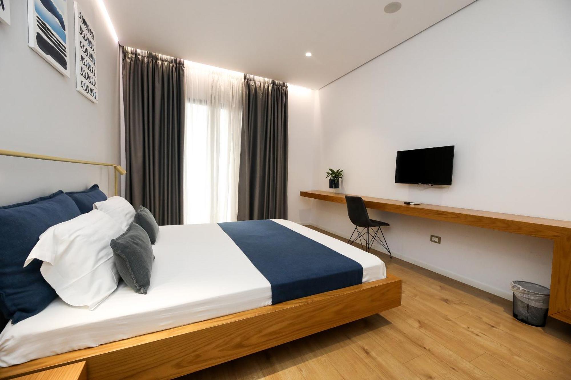 H&M Hotel Avlonya Dış mekan fotoğraf